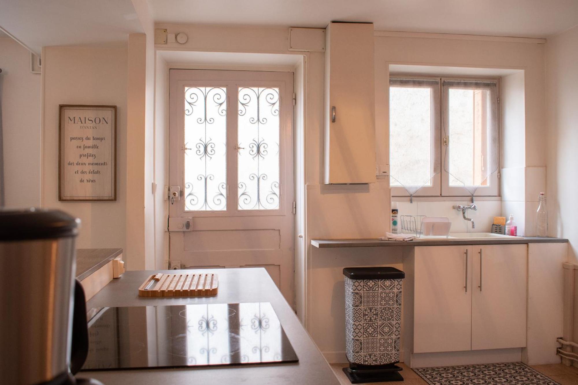 La Suite Chablis Exterior photo